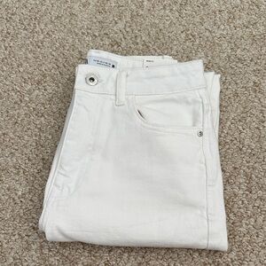 Zara Women's Mom Fit High Rise Jeans - White